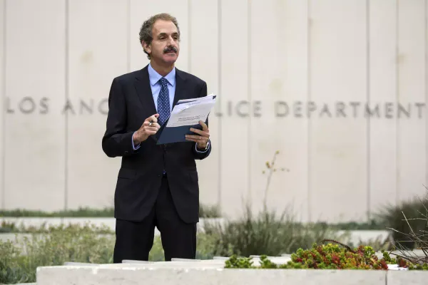 LA Times: Secret FBI files allege former L.A. city attorney lied to feds, likely obstructed justice. He denies it